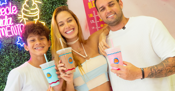 Ação com Milk Shake grátis para pessoas com 1,80m